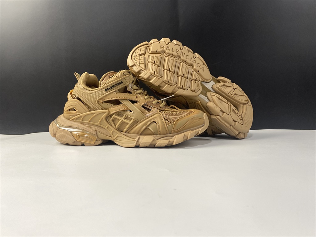 4.0 BLG Track TRAINER